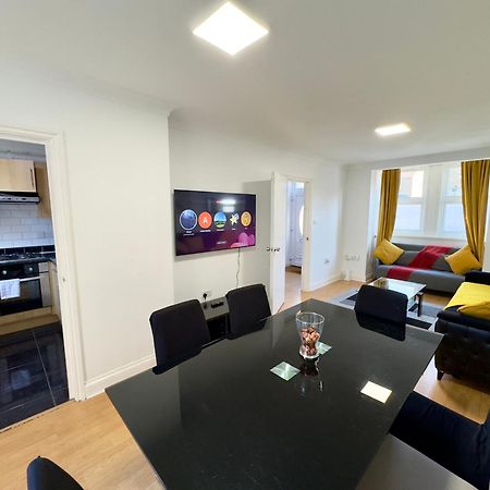 3 Bedrooms Spacious House, Separate Reception, 2 Full Bathrooms, Parking, Garden London Exterior foto