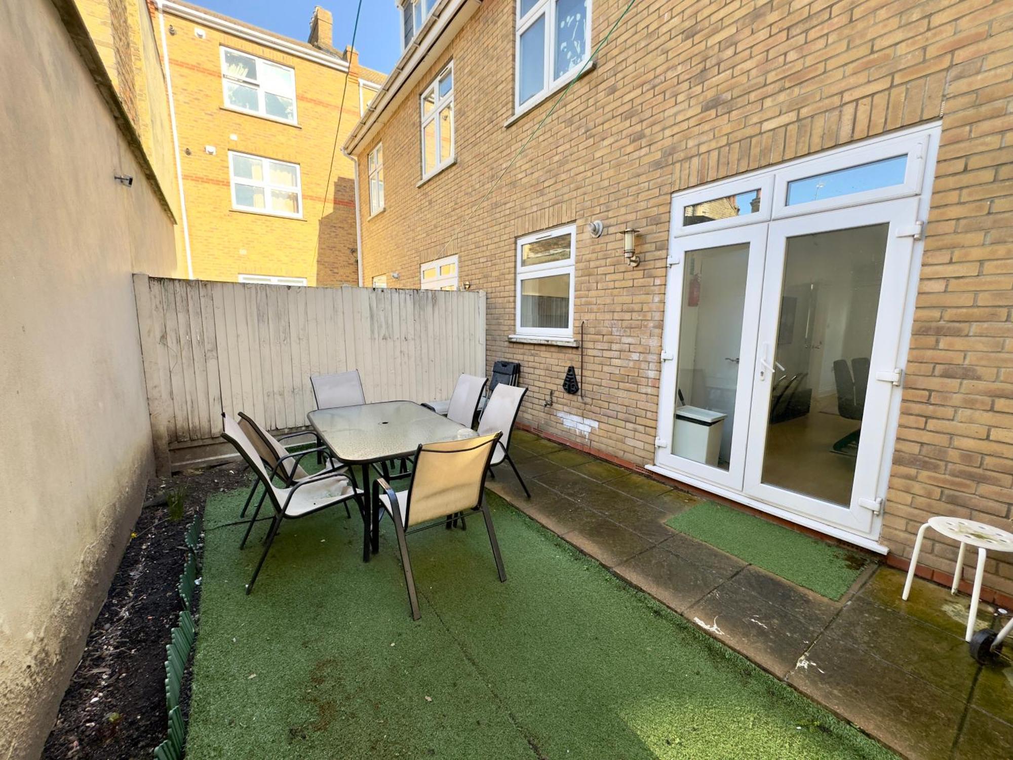 3 Bedrooms Spacious House, Separate Reception, 2 Full Bathrooms, Parking, Garden London Exterior foto